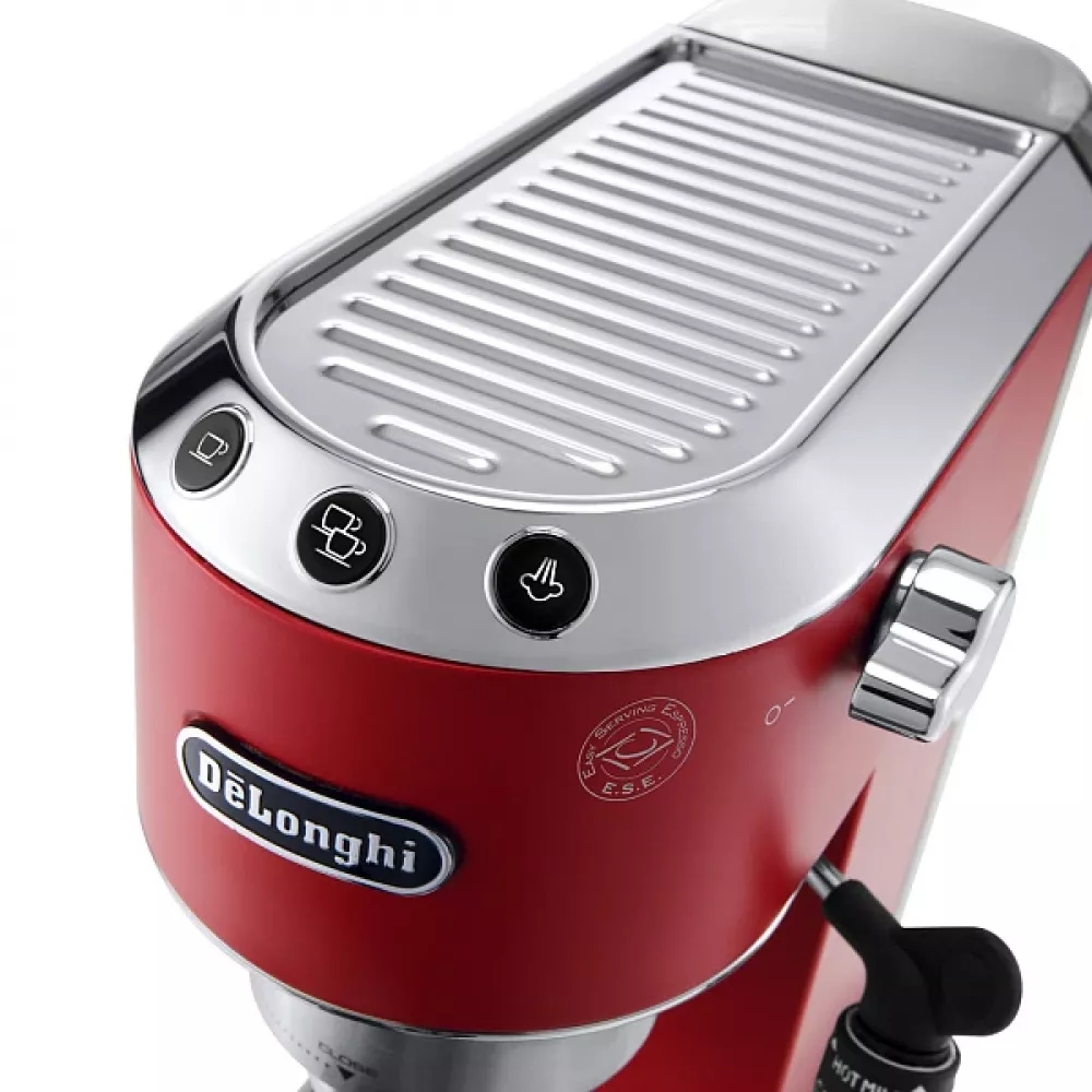 Рожковая кофеварка DeLonghi EC685 R
