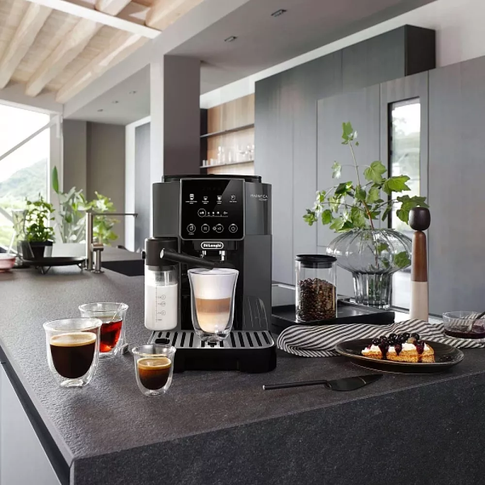 Кофемашина DeLonghi ECAM223.61.GB