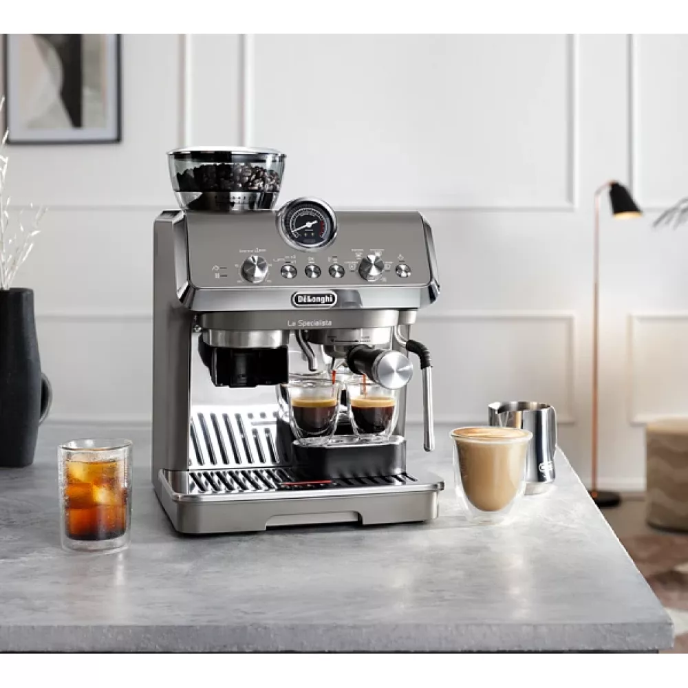 Кофеварка рожковая DeLonghi EC9255.M