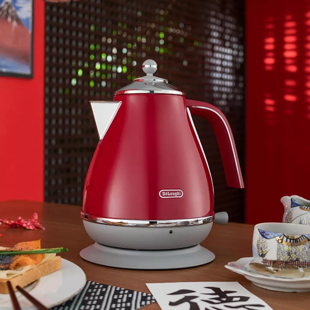 Электрочайник DeLonghi KBOC2001.R