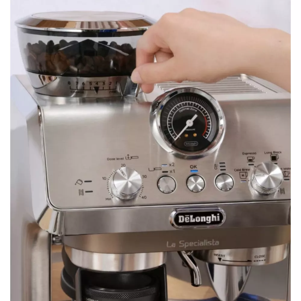 Рожковая кофеварка DeLonghi EC9255.T