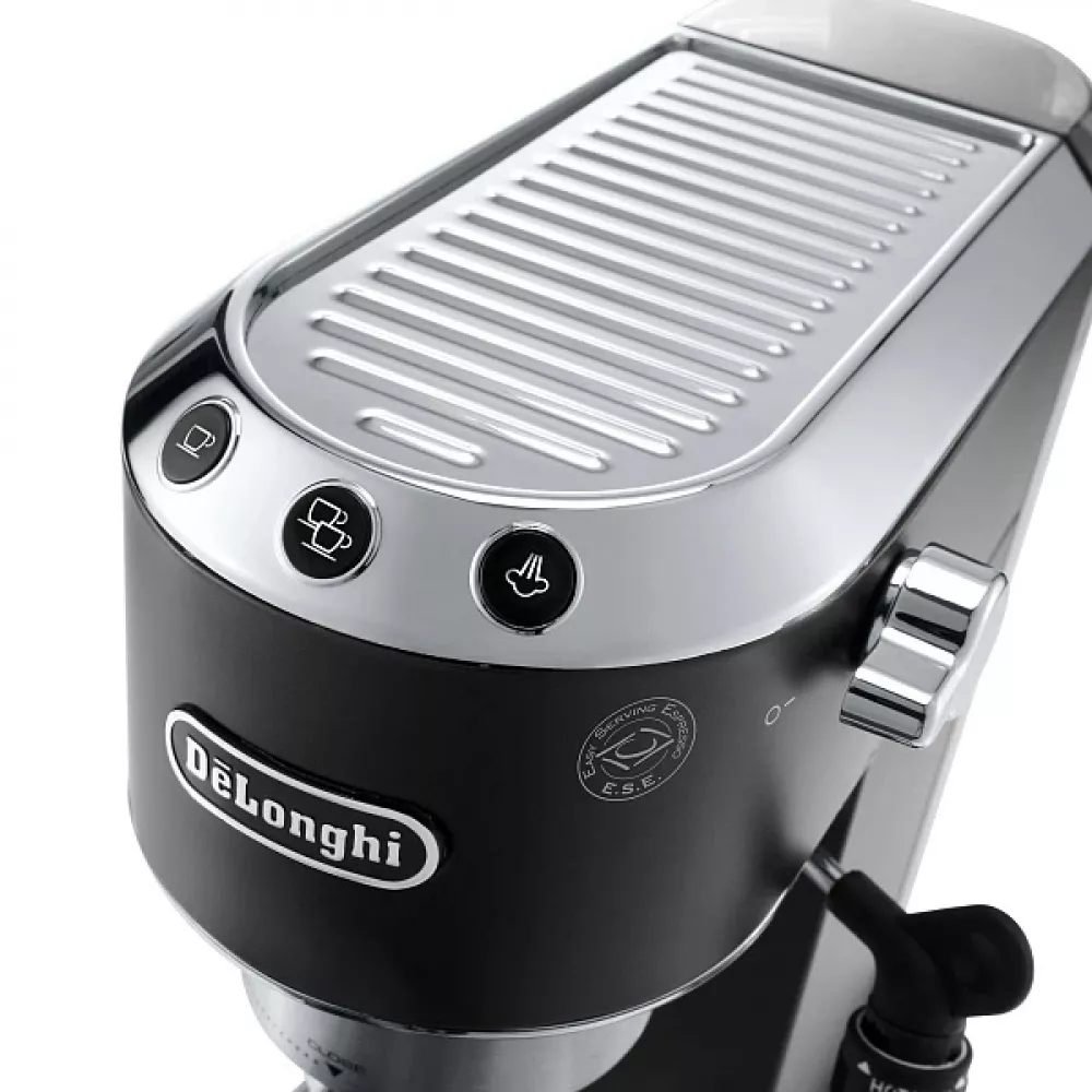 Рожковая кофеварка Delonghi EC685.BK